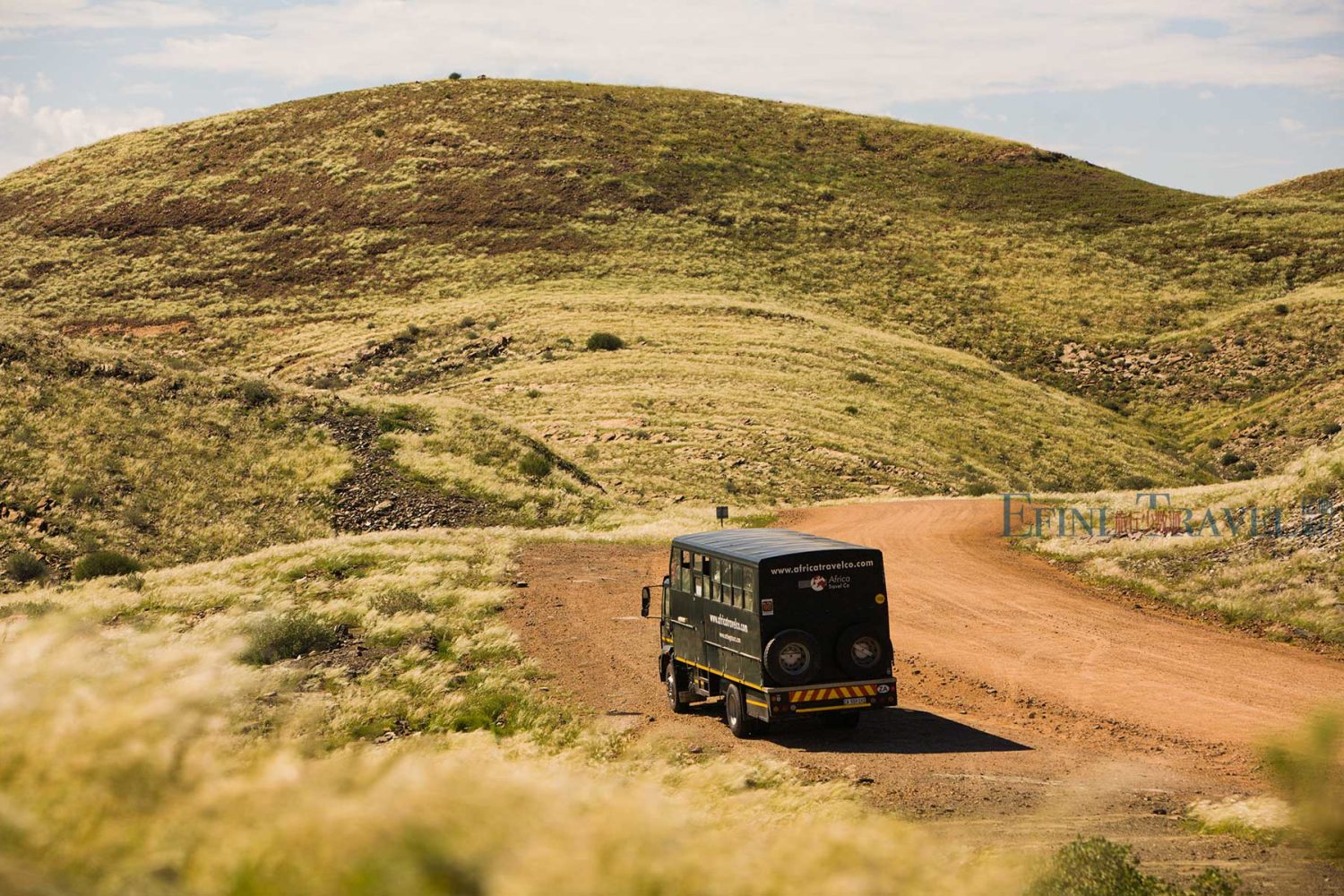 专业越野卡车穿越非洲旅游